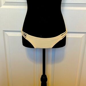 NWT-Fun Cheeky beige swim bikini bottom. Size Med.